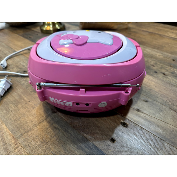 🎀 Hello Kitty KT2025 CD Player Radio Boombox – Tested Lights & FM - Picture 4 of 5